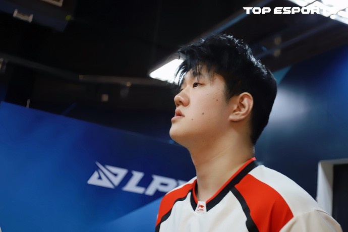 TES发布战胜IG赛后返图:每一份拼搏都有回响!